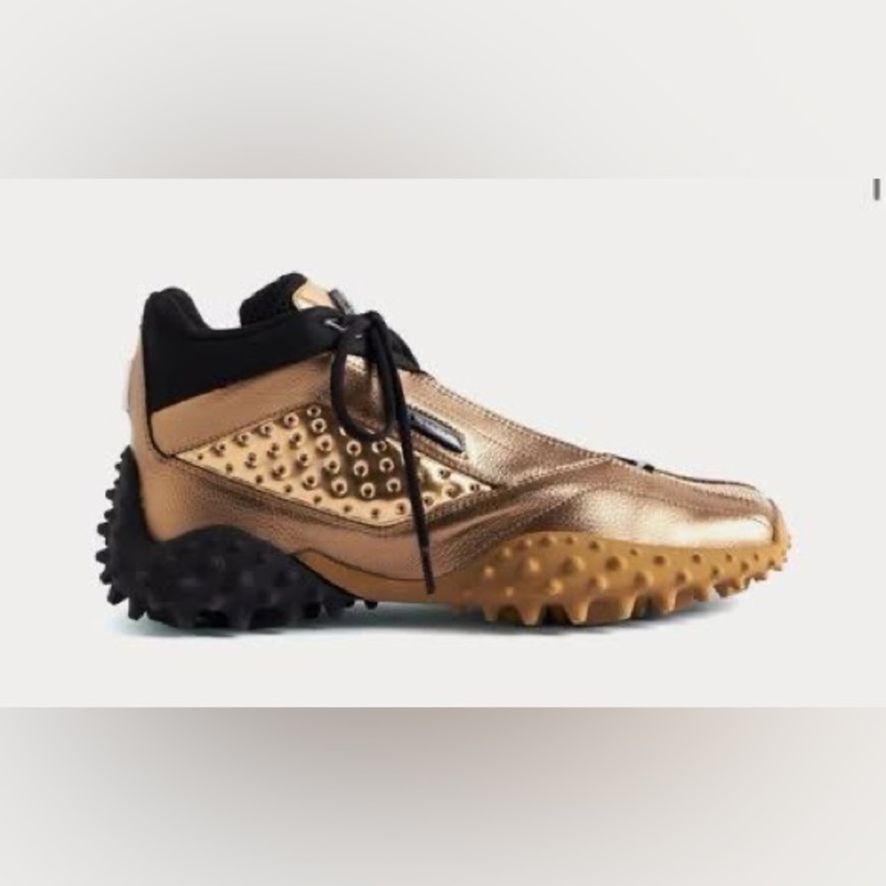 Men's Metallic Gold Trail Sneaker